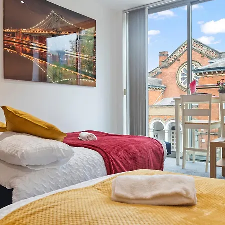 Heart Of City Centre Luxury Apartment With Secure Underground Parking Birmingham Exterior photo
