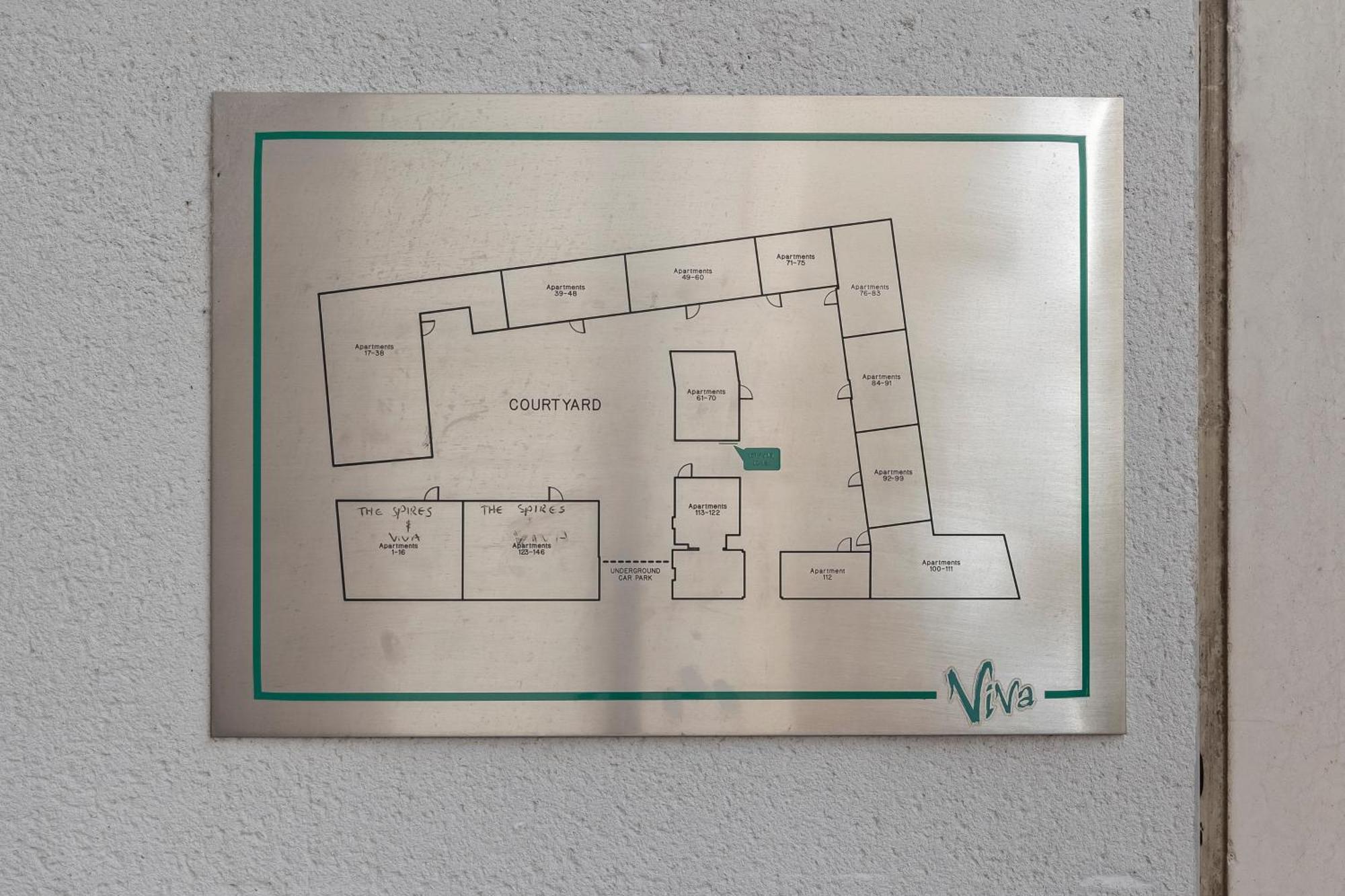 Apartment Heart Of Centre Luxury With Secure Underground Parking *